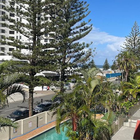 גולד קוסט Surfers Paradise- Meters From The Beach! מראה חיצוני תמונה